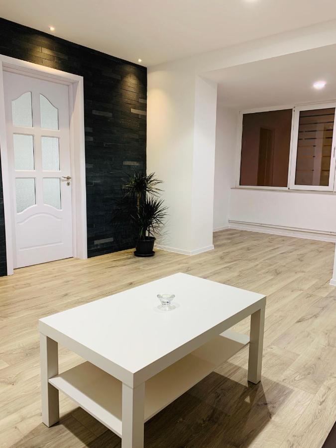 Apartment City Center Piteşti Kültér fotó