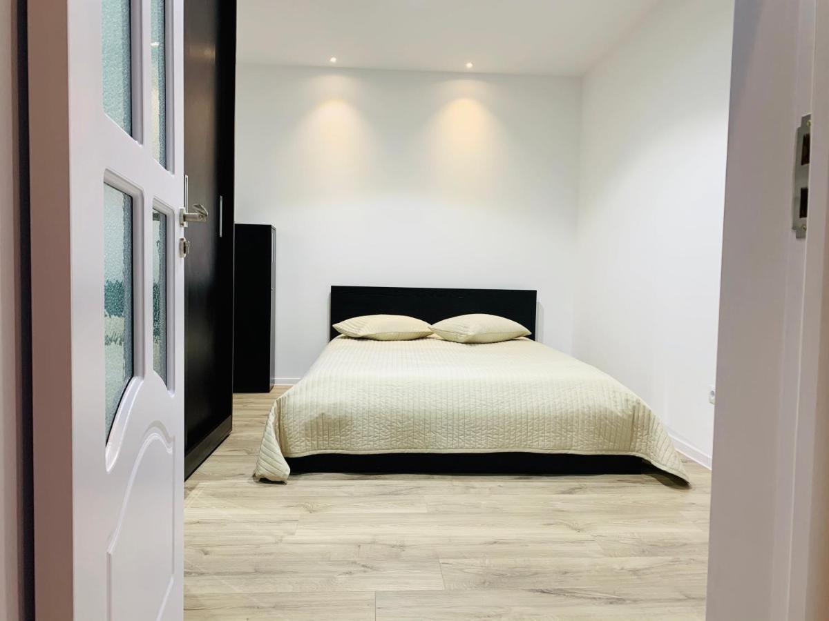 Apartment City Center Piteşti Kültér fotó
